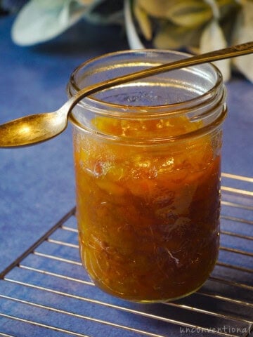 Kumquat and rose marmalade (maple-sweetened)
